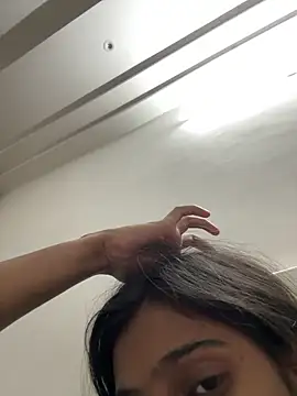 Snapshot of HeerStd chatting on March 15, 2026, 7:43 pm HeerStd online show from March 15, 2026, 7:43 pm