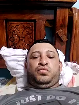 Snapshot of arnaldof50 chatting on October 7, 2025, 4:30 pm arnaldof50 online show from October 7, 2025, 4:30 pm