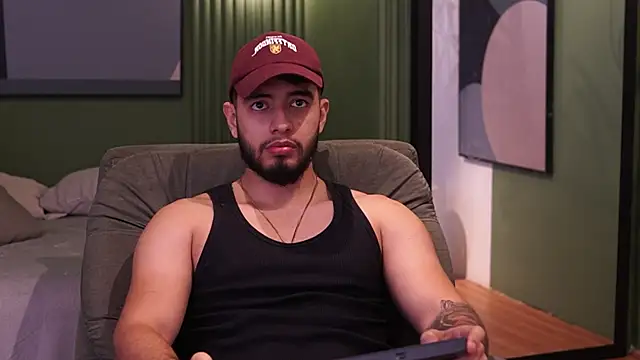 Nick Vans online show from September 17, 2025, 1:13 pm