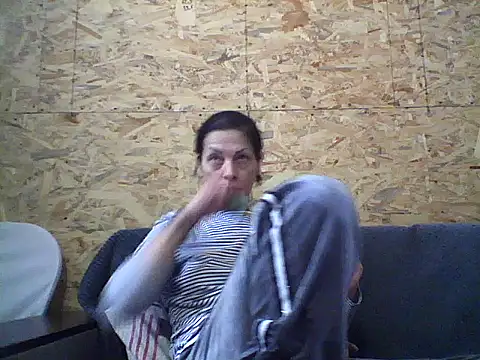 Snapshot of Milana38 chatting on November 12, 2025, 1:48 pm Milana38 online show from November 12, 2025, 1:48 pm