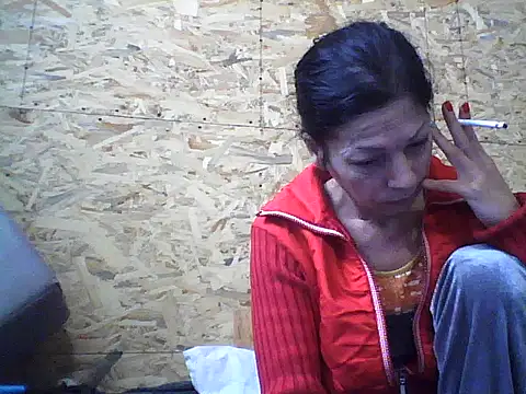 Snapshot of Milana38 chatting on October 24, 2025, 8:57 am Milana38 online show from October 24, 2025, 8:57 am