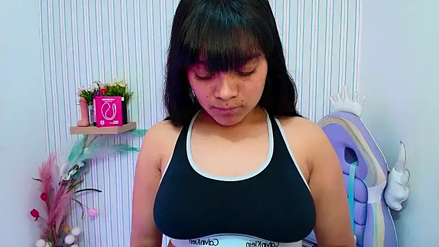 kataleya  18 online show from June 26, 2026, 7:42 pm