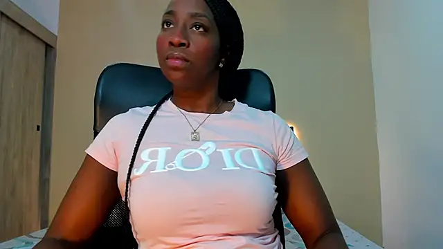 AndreaRossii1 online show from September 28, 2025, 11:50 am