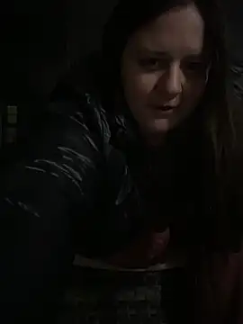 princessveexo online show from February 8, 2026, 6:00 am