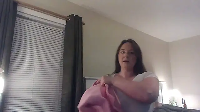 princessveexo online show from October 31, 2025, 2:52 am