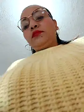 agatha sluttylatina online show from February 19, 2026, 8:55 am