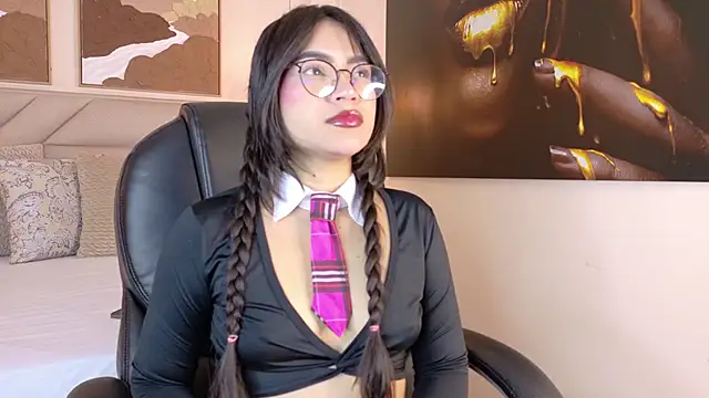 kendalFox  online show from October 15, 2025, 1:30 pm