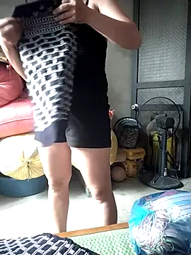 hong-sex online show from October 9, 2025, 2:01 am