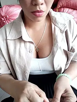 hong-sex online show from October 18, 2025, 3:41 am