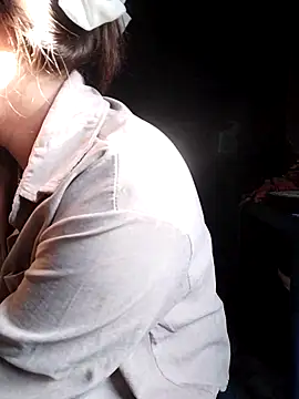 hong-sex online show from November 6, 2025, 12:25 am