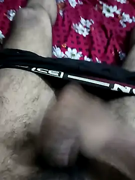 Snapshot of riyaroy087 chatting on October 21, 2025, 7:02 pm riyaroy087 online show from October 21, 2025, 7:02 pm