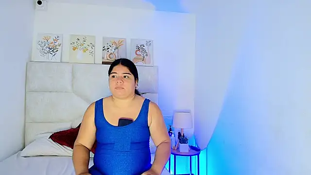 elizawiliamst online show from April 30, 2026, 1:18 pm