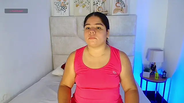 elizawiliamst online show from July 10, 2026, 11:54 am