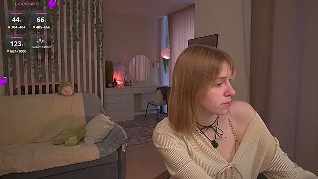 Snapshot of sofiapurex chatting on March 23, 2026, 2:33 am sofiapurex online show from March 23, 2026, 2:33 am