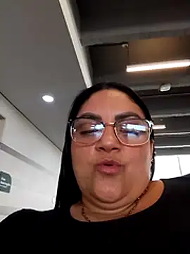 tiffany Johnson1 online show from October 30, 2025, 6:38 pm