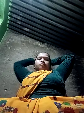 Manavi x online show from October 23, 2025, 9:13 pm