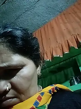 Manavi x online show from June 20, 2026, 2:44 pm