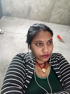 Sandhya x online show from November 4, 2025, 4:55 pm