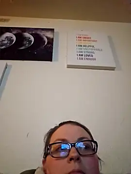 Yamiko42 online show from February 23, 2026, 5:41 am