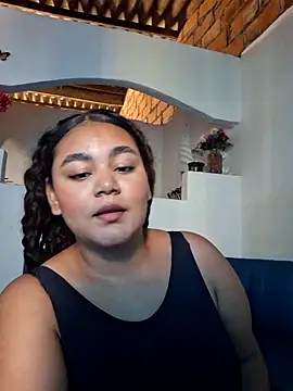 Siarawilliams  online show from March 16, 2026, 8:33 pm