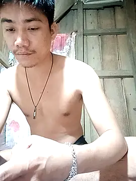 Snapshot of Hottie_pinoy21 chatting on October 13, 2025, 1:29 am Hottie pinoy21 online show from October 13, 2025, 1:29 am