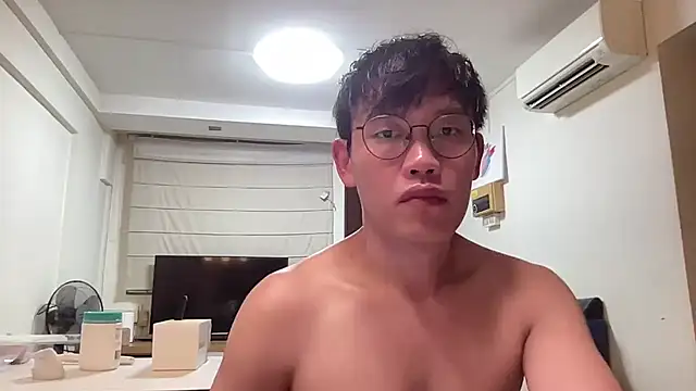 Snapshot of Passionatetwink2 chatting on July 21, 2026, 11:22 am Passionatetwink2 online show from July 21, 2026, 11:22 am
