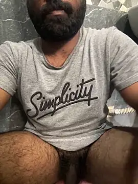 Snapshot of DJLOVE280825 chatting on November 1, 2025, 4:08 am DJLOVE280825 online show from November 1, 2025, 4:08 am