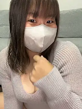 Snapshot of xxx_yuna_xxx chatting on November 2, 2025, 6:35 pm xxx yuna xxx online show from November 2, 2025, 6:35 pm