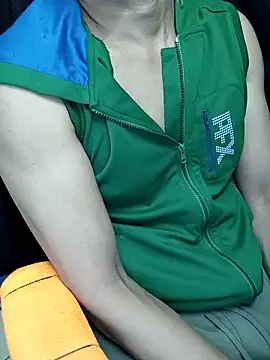 Snapshot of chocolate_alone chatting on October 28, 2025, 7:29 am chocolate alone online show from October 28, 2025, 7:29 am