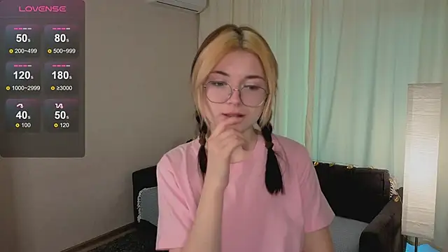 Susan Gardner online show from December 21, 2025, 8:38 am