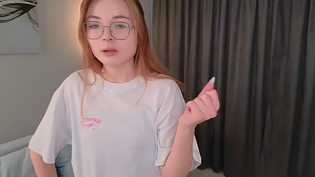 Susan Gardner online show from October 22, 2025, 6:02 am