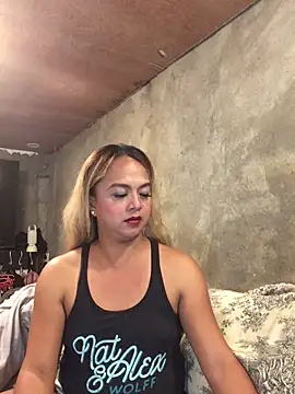 ahnela69xxx online show from September 16, 2025, 2:40 pm