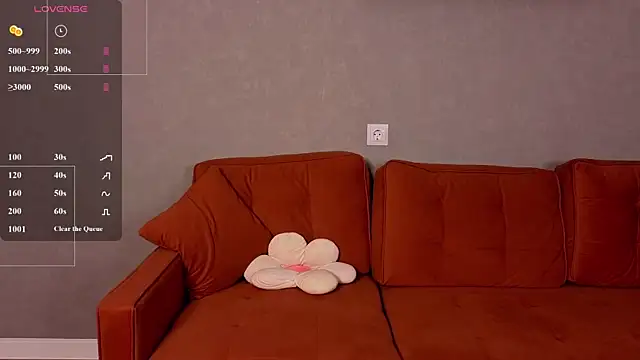 AnnieKim  online show from May 6, 2026, 3:16 pm