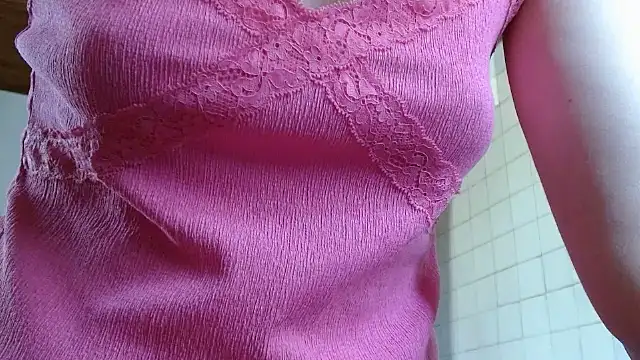 Snapshot of LorraineOSun chatting on June 22, 2026, 10:12 am LorraineOSun online show from June 22, 2026, 10:12 am