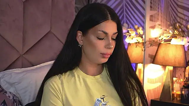 EvaRhea online show from February 14, 2026, 4:02 am