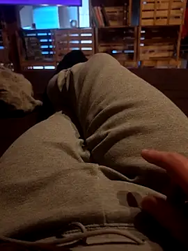 Horny mummy online show from April 10, 2026, 5:31 pm