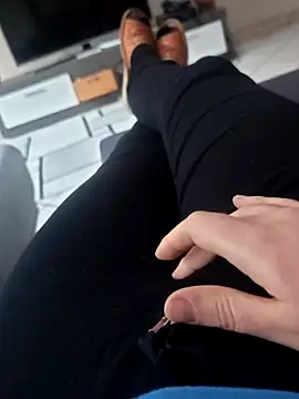 Horny mummy online show from November 15, 2025, 3:05 pm