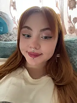 LunaMillie online show from May 9, 2026, 11:24 am