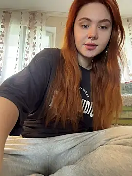 LunaMillie online show from May 16, 2026, 10:36 am