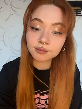 Snapshot of LunaMillie chatting on March 23, 2026, 9:20 am LunaMillie online show from March 23, 2026, 9:20 am