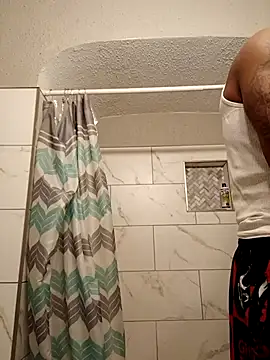 Dropdingo online show from November 3, 2025, 4:32 pm