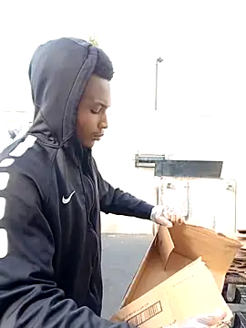 Dropdingo online show from November 2, 2025, 3:06 pm