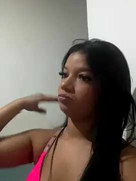 lola bn online show from October 9, 2025, 11:49 pm