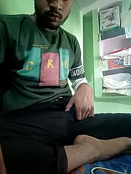 Snapshot of uniquesexyboy5689 chatting on October 25, 2025, 5:50 am uniquesexyboy5689 online show from October 25, 2025, 5:50 am