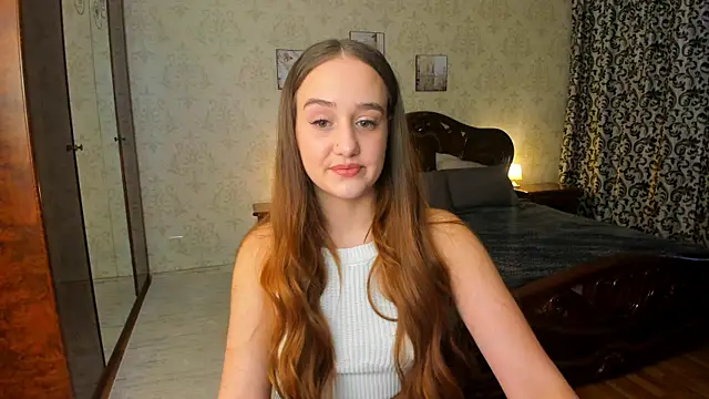 Snapshot of SabrinaCandi chatting on November 28, 2025, 11:32 am SabrinaCandi online show from November 28, 2025, 11:32 am