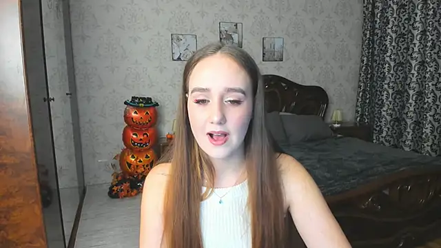 Snapshot of SabrinaCandi chatting on November 1, 2025, 8:03 pm SabrinaCandi online show from November 1, 2025, 8:03 pm