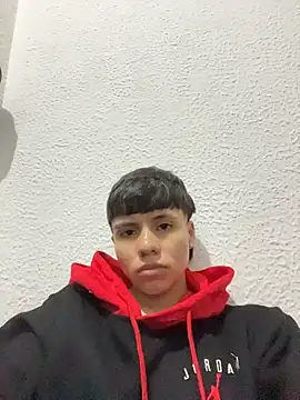 Snapshot of Bruno_Cruzz chatting on December 3, 2025, 2:56 am Bruno Cruzz online show from December 3, 2025, 2:56 am