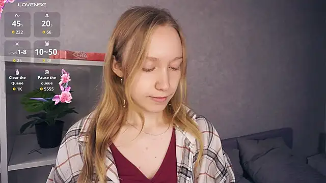 EarnestineGyllenband online show from November 7, 2025, 6:40 am