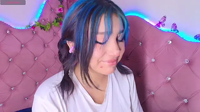 Snapshot of sophiievv chatting on April 17, 2026, 7:38 pm sophiievv online show from April 17, 2026, 7:38 pm