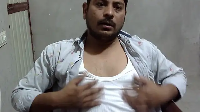 Ajmersingh335512 online show from April 25, 2026, 6:27 am